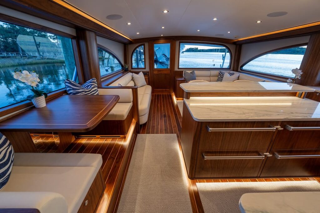 64 JBBW Hull 65_Rebelette_pc Luke Pearson_Gally-Salon 1