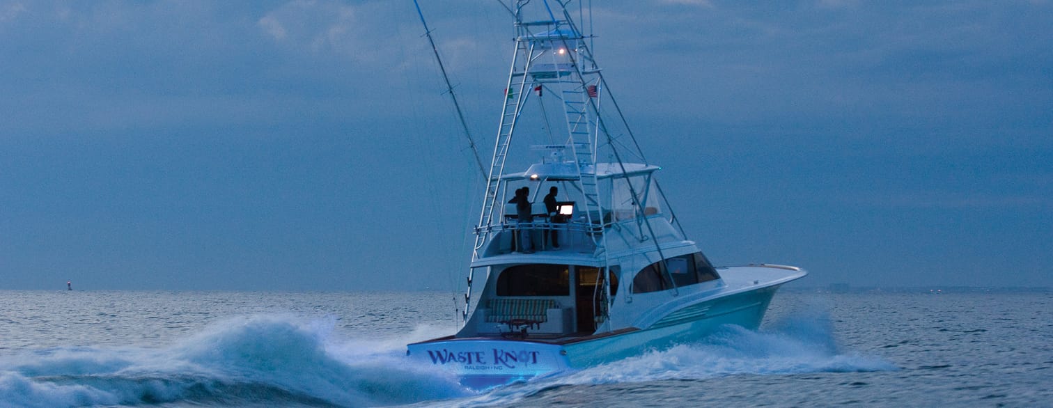 67 JBBW Hull 54_Waste Knot_pc Scott Taylor_Underwater Lights-Elecs_Scott Taylor 1