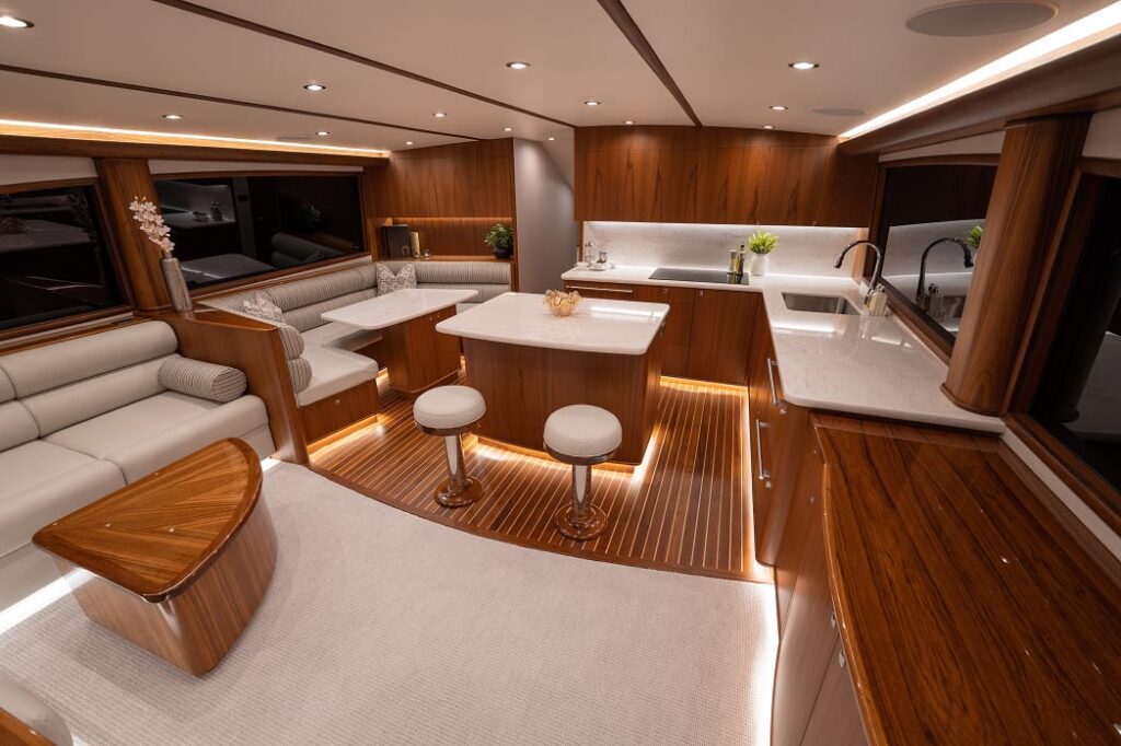 67_JBBW_Hull 66_Sea Wish_pc Luke Pearson_Interior_Salon-Galley 1