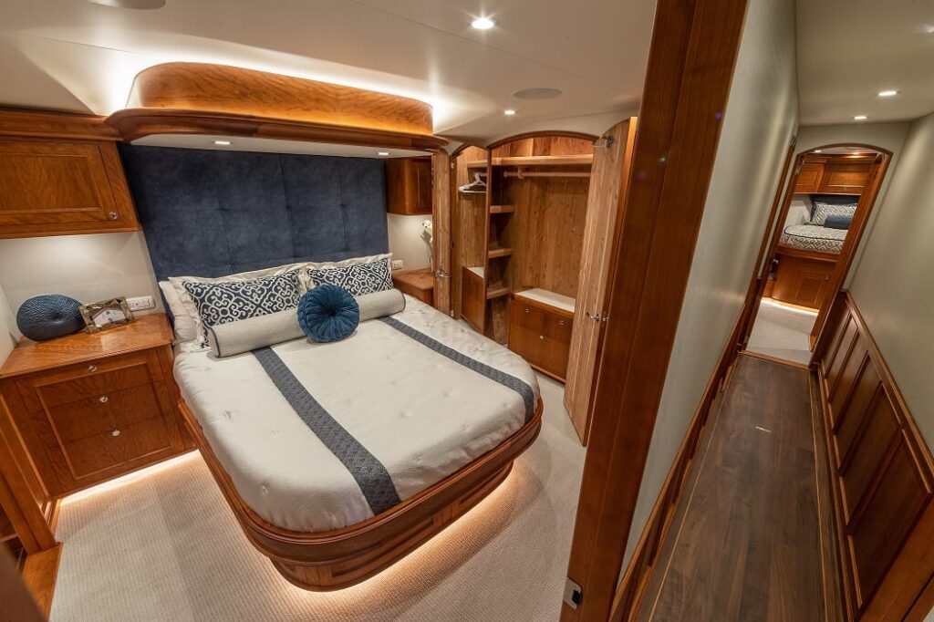 84 JBBW Hull 60_Reel Development_pc Luke Pearson_Master-Companionway 1