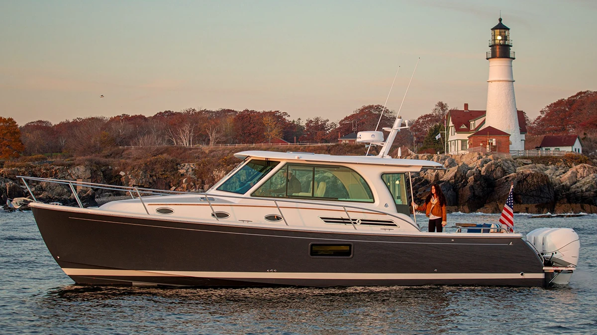 Back-Cove-Yachts-Available-with-Bluewater-Yacht-Sales