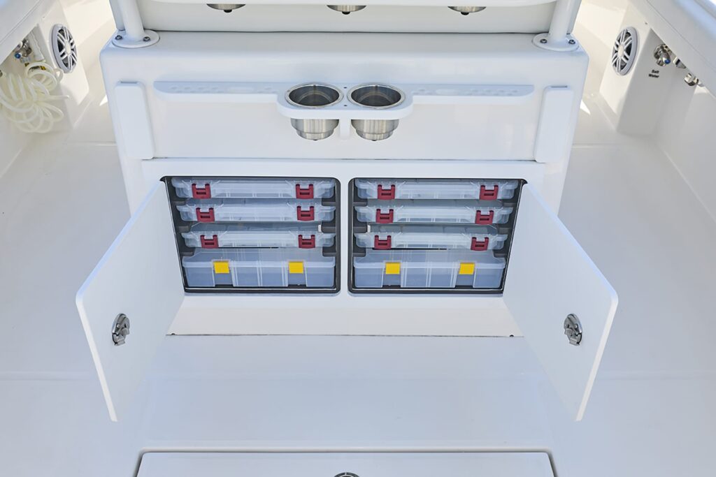 New_Regulator_23_For_Sale_at_Bluewater_Yacht_Sales_I_20