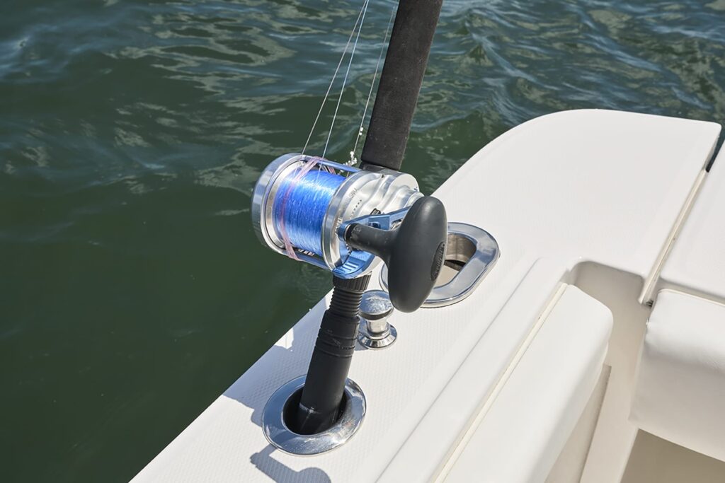 New_Regulator_23_For_Sale_at_Bluewater_Yacht_Sales_I_21