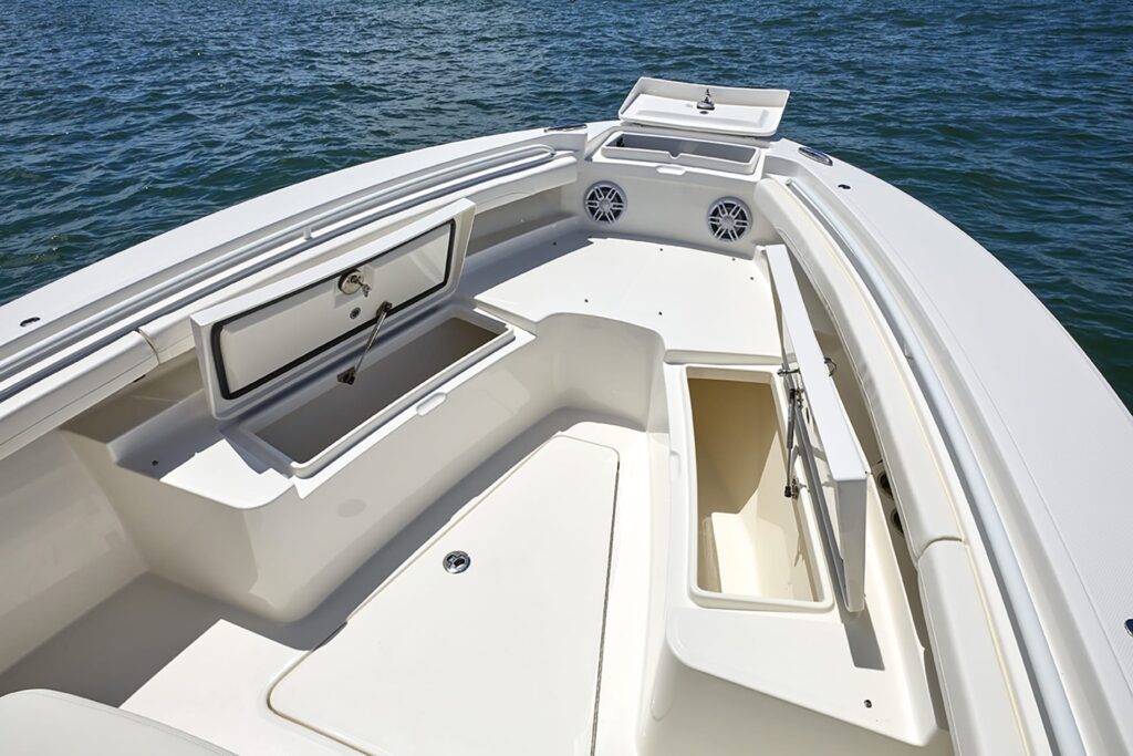 New_Regulator_23_For_Sale_at_Bluewater_Yacht_Sales_I_29