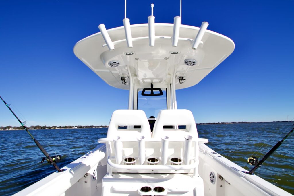 New_Regulator_25_For_Sale_at_Bluewater_Yacht_Sales_I_46