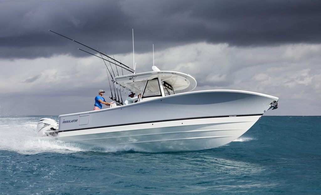 New_Regulator_31_For_Sale_at_Bluewater_Yacht_Sales_E_08