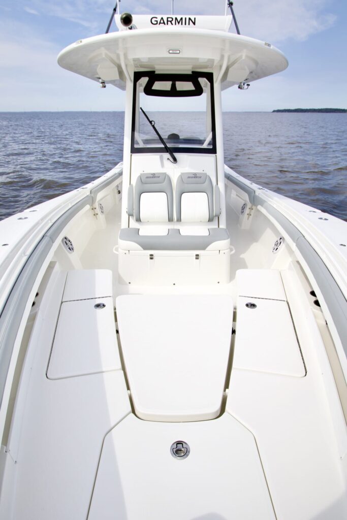 New_Regulator_31_For_Sale_at_Bluewater_Yacht_Sales_I_08
