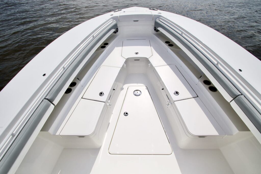 New_Regulator_31_For_Sale_at_Bluewater_Yacht_Sales_I_09