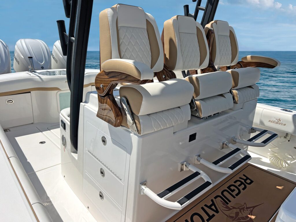 New_Regulator_35_For_Sale_at_Bluewater_Yacht_Sales_I_04