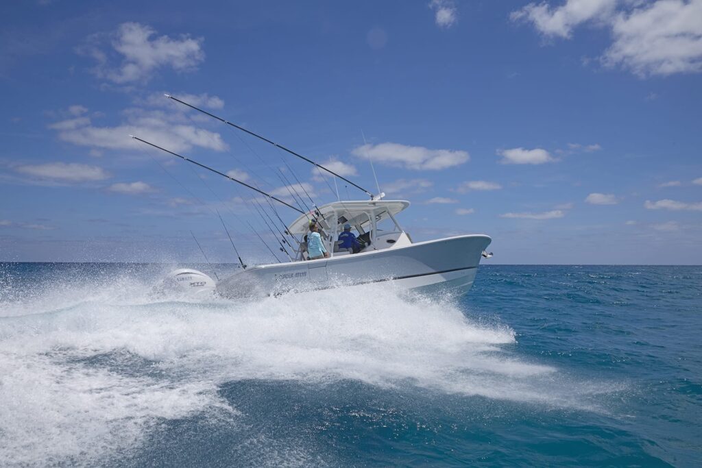 New_Regulator_37_For_Sale_at_Bluewater_Yacht_Sales_E_02