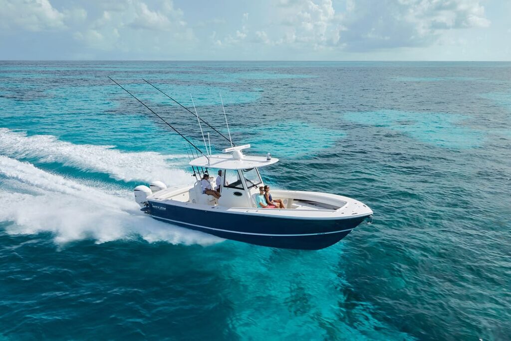 regulator-boats-for-sale-with-bluewater-yacht-sales-@2x
